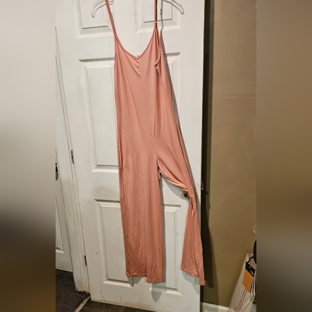 FASHION NOVA JUMPSUIT
